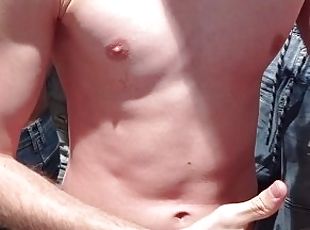 Masturbation, Orgasme, Public, Ejaculation sur le corps, Énorme bite, Gay, Branlette, Massage, Secousses, Collège