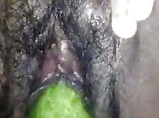 Vagina (Pussy), Permainan jari, Sayuran