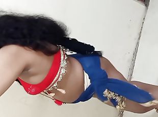 Buntut, Payu dara besar, Amateur, Buatan sendiri, Arab, Gadis indian, Perempuan murah (Slut), Cantik, Solo, Rambut perang