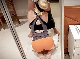 amateur, fellation, milf, maison, maman, pieds, sur-le-visage, blonde, sperme, marié