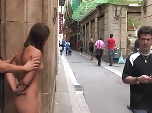 Gros nichons, En plein air, Public, Jouet, Bdsm, Gros seins, Bâillonnement, Bondage, Tatouage, Punie