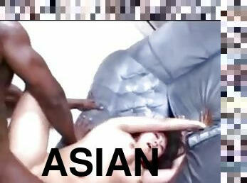 asiatique, gros-nichons, babes, bout-a-bout, brunette