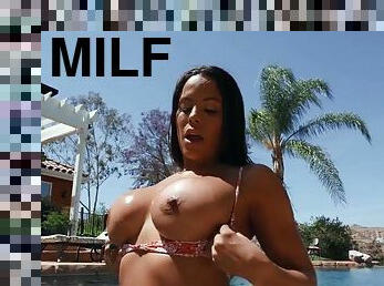 Latina MILF Luna Star in Outdoor Porn Clip