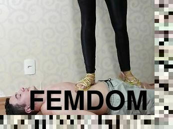 amateur, pieds, première-fois, fétiche, humiliation, domination, femme-dominatrice