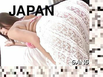 asia, blowjob-seks-dengan-mengisap-penis, gambarvideo-porno-secara-eksplisit-dan-intens, jepang, gangbang-hubungan-seks-satu-orang-dengan-beberapa-lawan-jenis, seks-grup, bersetubuh