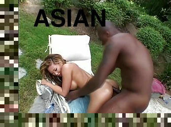 asiático, teta-grande, na-rua, anal, babes, chupanços, tiro-ao-alvo, pénis-grande, interracial, estrela-porno