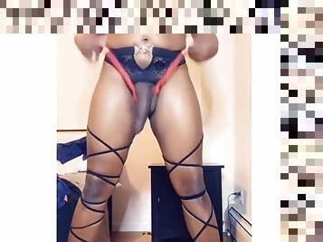 gros-nichons, masturbation, transsexuelle, amateur, ébène, énorme-bite, branlette, black, secousses, seins