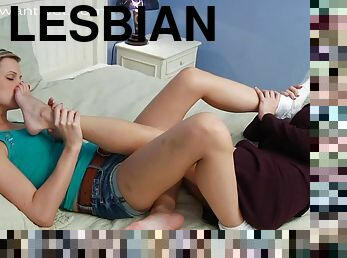 The hottest lesbian foot fetish action with blonde babes