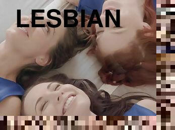 Aidra Fox, Abigail Mac and Lacy Lennon make love in bed