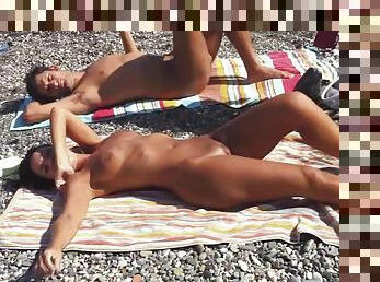 cul, gros-nichons, nudiste, en-plein-air, public, amateur, babes, milf, ados, pornstar