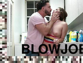 blowjob-seks-dengan-mengisap-penis, remaja, gambarvideo-porno-secara-eksplisit-dan-intens, sudut-pandang, fantasi, berambut-cokelat