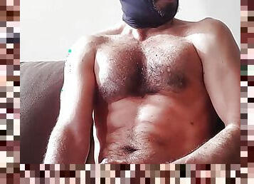 Masked daddy jerking off in the morning 2-2