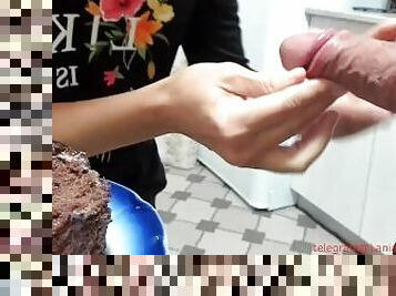 Milf foodfetish creampie with fresh sperm cfnm .