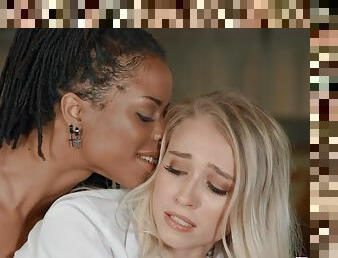 Ebony lesbian wanna fuck teen girl