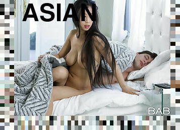 Asian babe Jade Kush gets pleasantly fucked in the morning