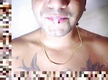 amador, gay, pov, fetiche, sozinho, fumando, humiliação, tatuagem