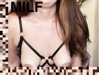 Kinky Lingerie BBC Dildo MILF Slut xLilyFlowersx in Nipple Clamps and Heels!