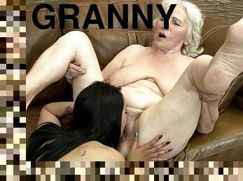 Old granny turns teen girl in lesbian
