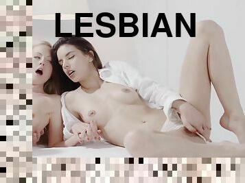 lesbienne, trio, blonde, brunette