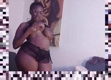 cul, gros-nichons, amateur, ébène, belle-femme-ronde, lingerie, webcam, solo, taquinerie