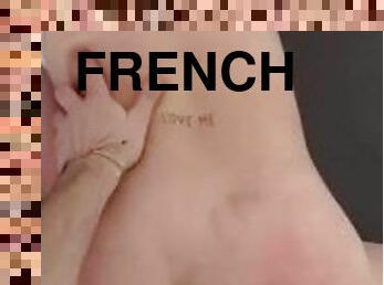 Fille française tatouée crie de plaisir ! ????