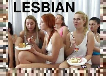 fiesta, lesbiana, adolescente, sexo-en-grupo, rubia, humillación, morena