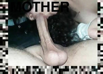 My stepmother is an expert at sucking cock, she makes it very hard and gets my milk out