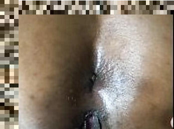 berkulit-hitam, jepang, handjob-seks-dengan-tangan-wanita-pada-penis-laki-laki, menelan, sudut-pandang, lubang-kenikmatan-pada-tembok-pemisah, berhubungan-dengan-wajah, sperma