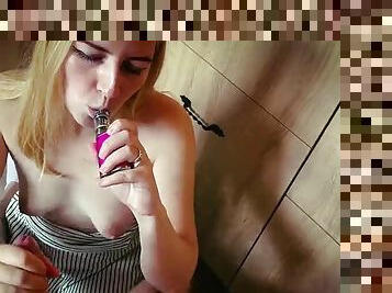 Hot blowjob from a smoking blonde with cum in her mouth