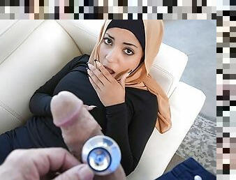 Hijab Hookup - Muslim Babe Doing Fasting Eats Big Juicy Cock To Sustain Her Physical Hunger