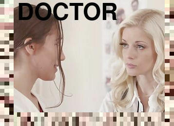 Maya Woulfe Plays Doctor With Her Stepmom Charlotte Stokely - Charlotte Stokely medical fetish lesbian sex with brunette and blonde