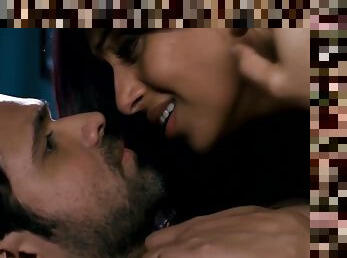 Bipasha Basu - Hot Kissing Scenes 1080p