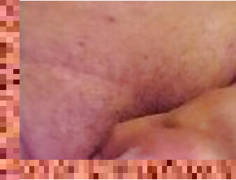 masturbation, cumshot, avrunkning, sprut, piercad, ensam, verklighet