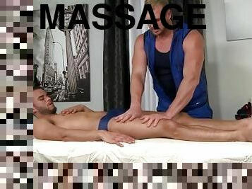 poilue, fellation, énorme-bite, interracial, gay, fellation-profonde, massage, compilation, trio, musclé