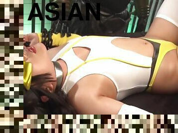 asiatisk, squirt, bdsm, trekant, strømper-stockings, bondage, ydmykelse, brunette