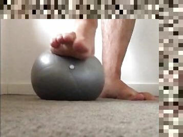 Super squishy gym ball under my big male feet tiny ball makes my feet feel enormous - MANLYFOOT
