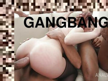 Candy Crush - Clip Gangbanged By 6 Guys With Double Penetration Ye