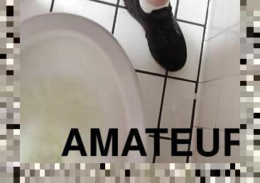 pisser, amateur, solo