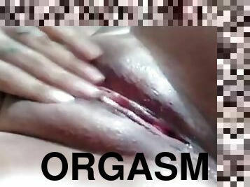 Orgasm squirt