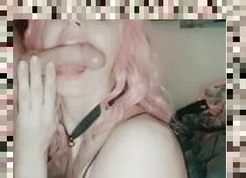 Sucking daddys cock with my cute pink hair????
