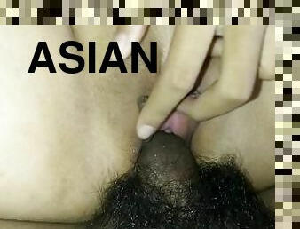 asiatique, cul, gros-nichons, fellation, ejaculation-sur-le-corps, branlette