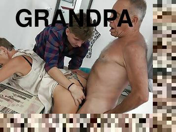 pappa, stuepike, gammel, eldre, par, gruppesex, ung-18, blond, knulling-fucking, eldre-older