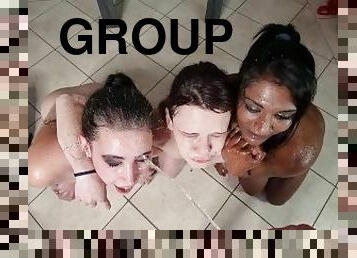 banhos, orgia, mijando, chupanços, sexo-em-grupo, pov, casa-de-banho, pequeno, fetiche, chuveiro