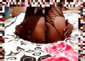 Ebony Gf showing her shaved Pussy for me