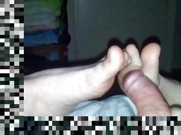 masturbation, pieds, fétiche, branlette-avec-les-pieds