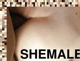 Shemale Breaks the boy&#039;s anus