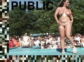 Poolside Pole Dancing Contest - DreamGirls