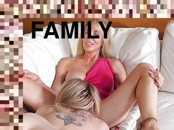 Erica Lauren in Hardcore Family Affair - PornstarPlatinum