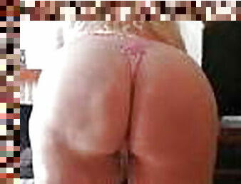 Twerking my BBW ass in a pink thong
