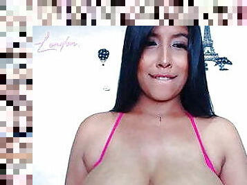 tetas-grandes, pezones, latino, pechugona, exótico, chupando